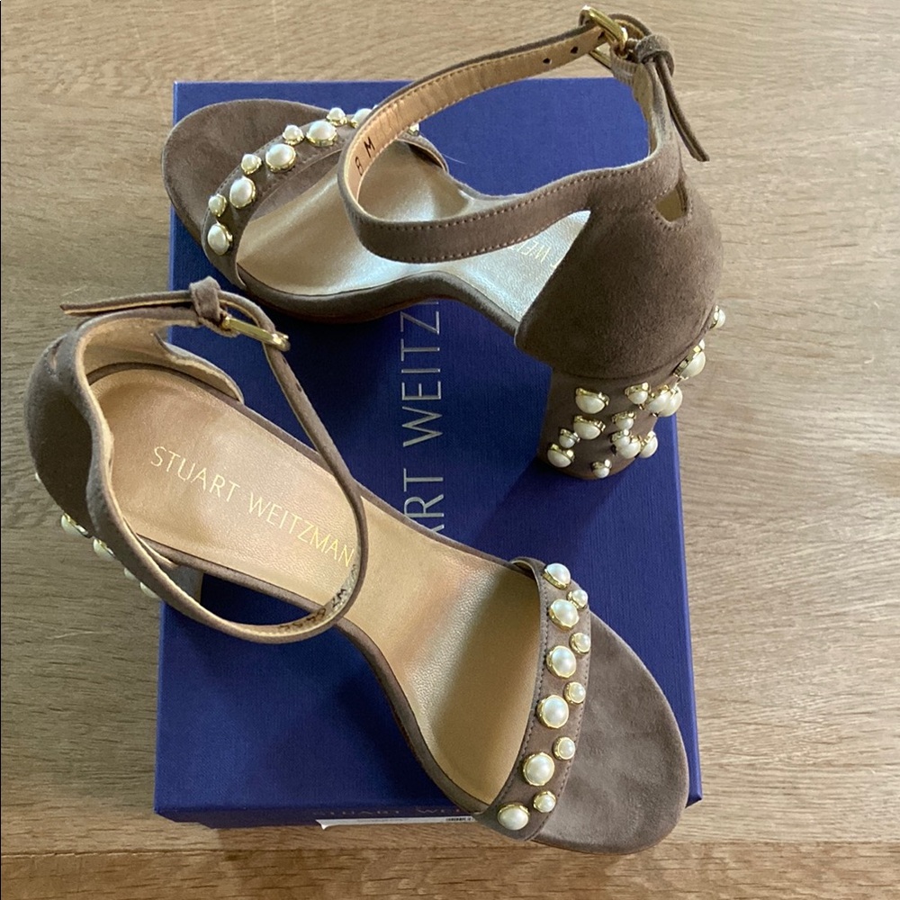 Stuart Weitzman Tan Suese Heels with Elegant Design